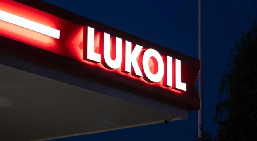 Akaryakıt devi Türkiye'deki istasyonlarını devrediyor