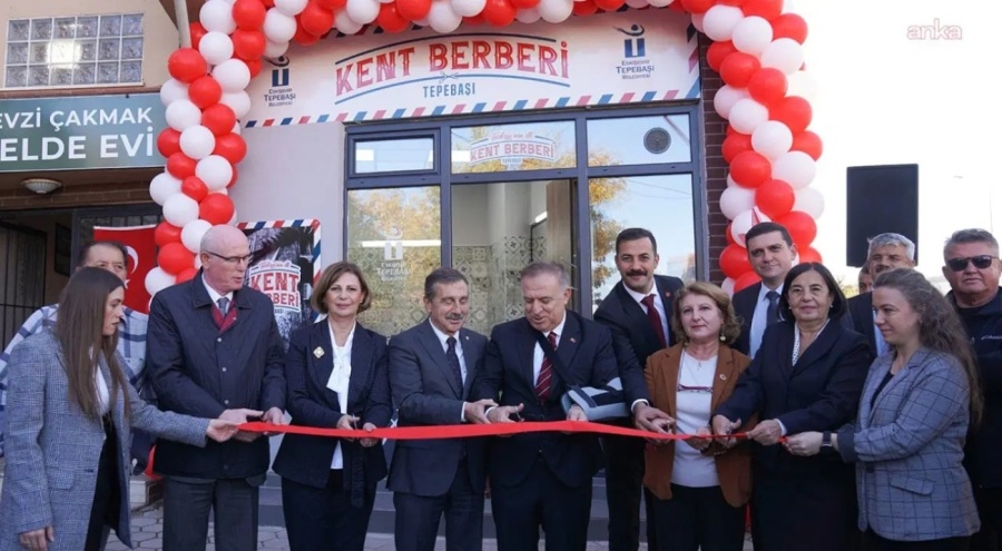 Türkiye'de bir ilk! Bu kez de 'Kent Berberi' açıldı