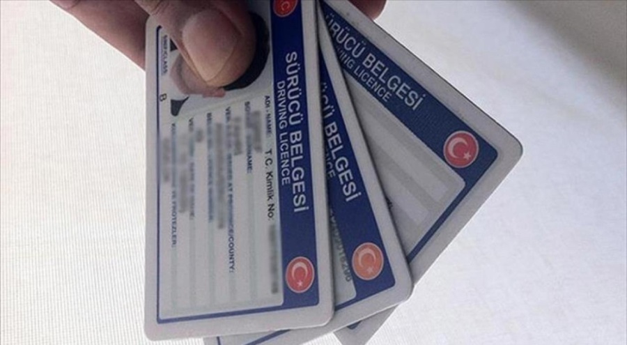 Eski tip ehliyet sahiplerine uyarı: Son tarih yarın