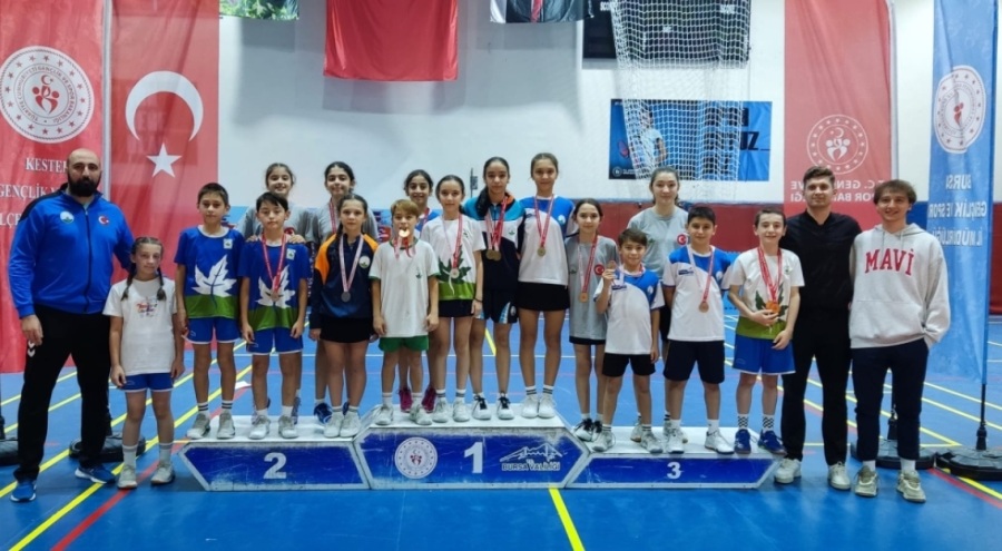 Osmangazili badmintonculardan üstün performans