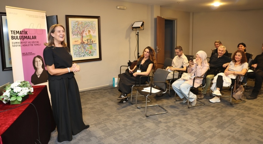 Nilüfer Tematik Buluşmalar'da Cumhuriyet ve eğitim vizyonu konuşuldu