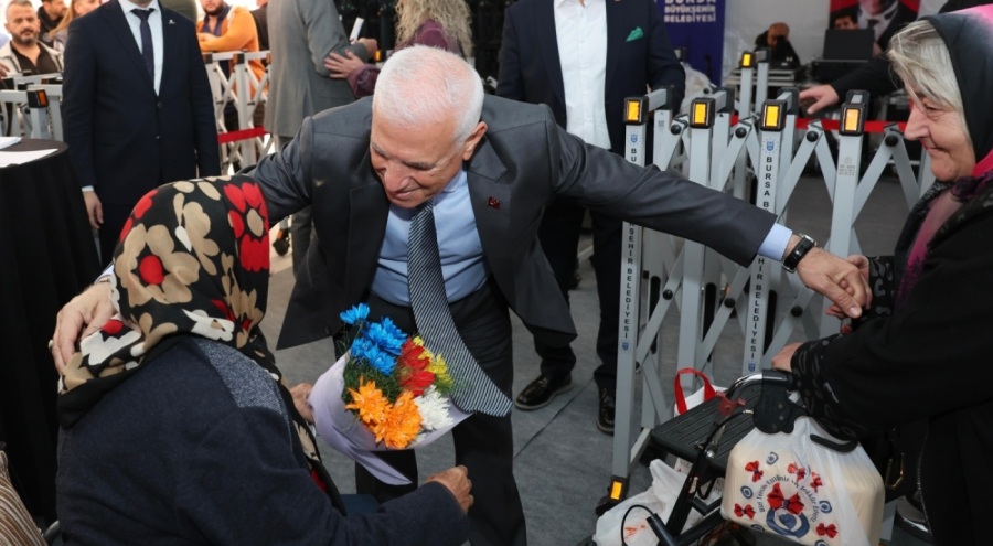 Büyükşehir Belediye Başkanı Bozbey: Bursa'ya hizmet etmek bizim için onurdur