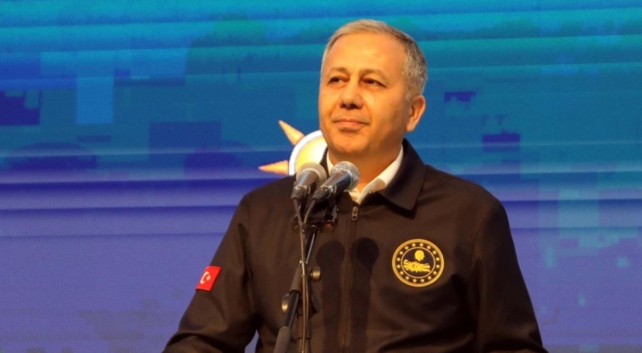 Bakan Yerlikaya: Ülkesine dönen Suriyelilerin sayısı 550 bini buldu