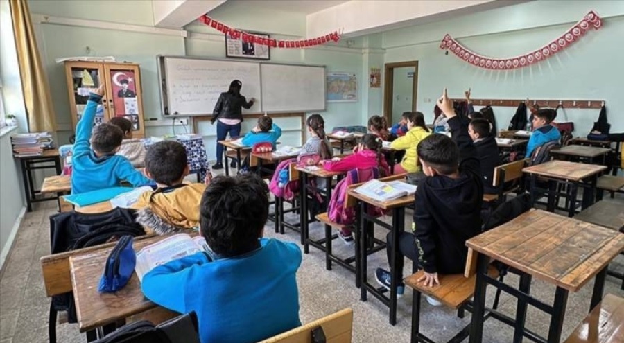 İlköğretimde müfredat güncellemesi: 'Bilinçli tüketici' dersi geliyor