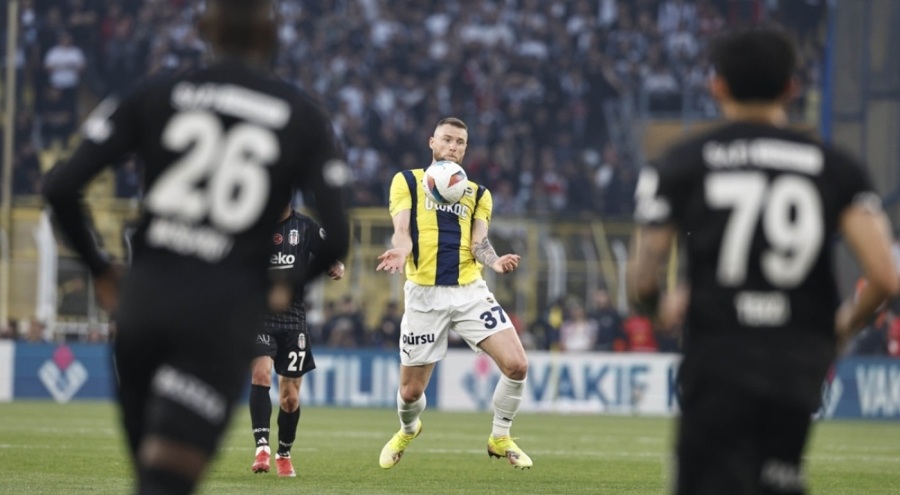 Beşiktaş, derbide yarın Fenerbahçe'yi ağırlayacak