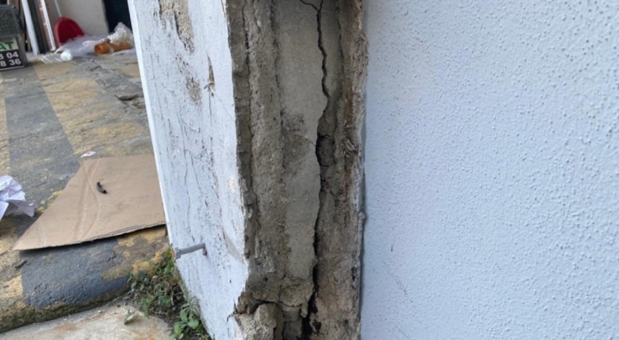 Gebze'nin ardından Ataşehir'de de bina alarmı: Kolonlar patladı, zemin kaydı