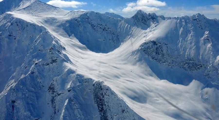 İtalya'nın Güney Tirol bölgesinde çığ düştü!