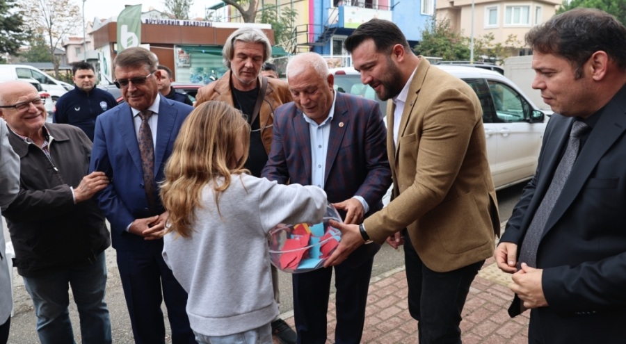 Nilüfer'in giyim pazarlarına bir yenisi daha eklendi!