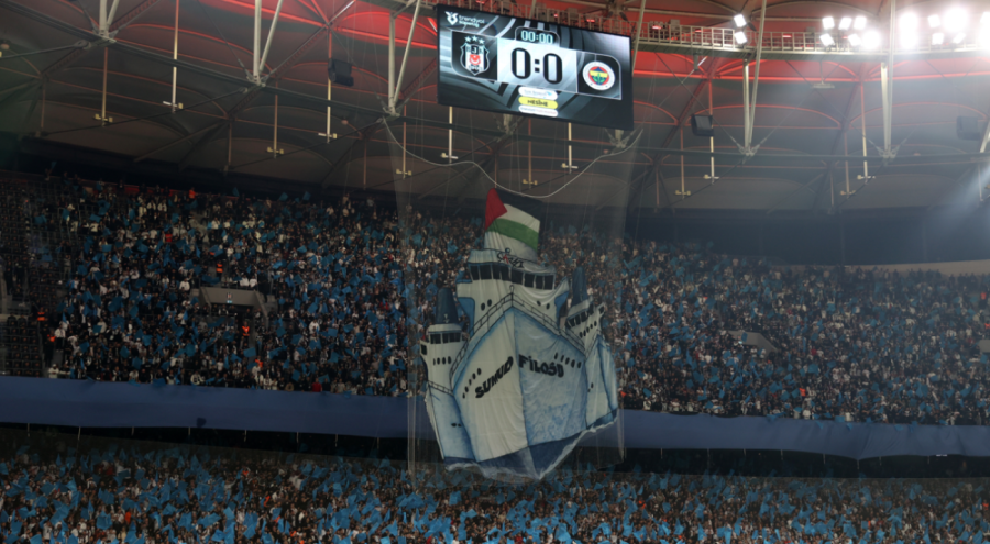 Beşiktaş taraftarından Filistin koreografisi