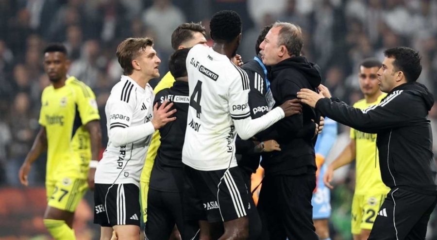 Derbide ilk yarı olaylı bitti: Beşiktaş'a büyük şok