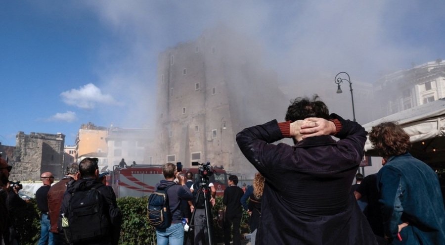 İtalya'da Orta Çağ'a ait kule çöktü