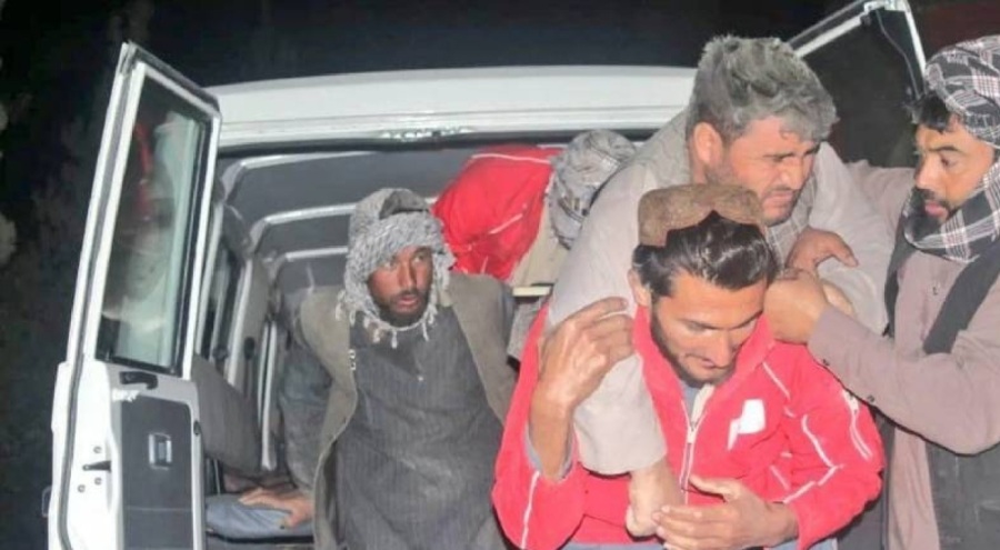 Afganistan'da 6,3 büyüklüğünde deprem! Çok sayıda ölü ve yaralı var