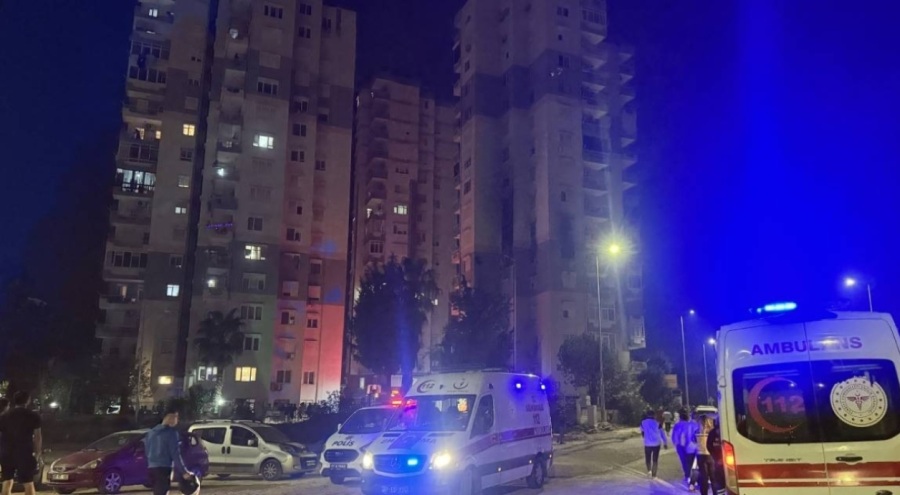 Antalya'da apartman dairesinde patlama!