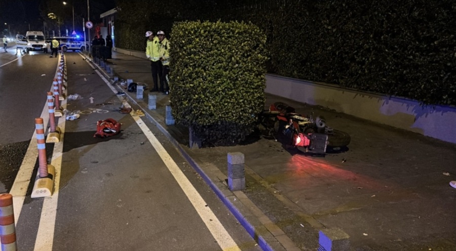 Samsun'da motosiklet yayaya çarptı: 3 kişi yaralandı