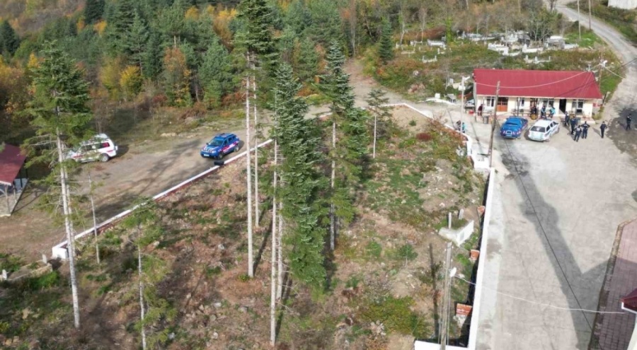 Oğluyla birlikte kaybolan kadını arama çalışmaları devam ediliyor