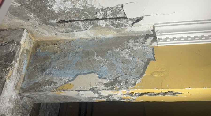 Kocaeli'de bir binanın kolonları çatladı!