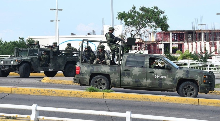 Kartel üyeleri askerlere ateş açtı! Çok sayıda ölü var