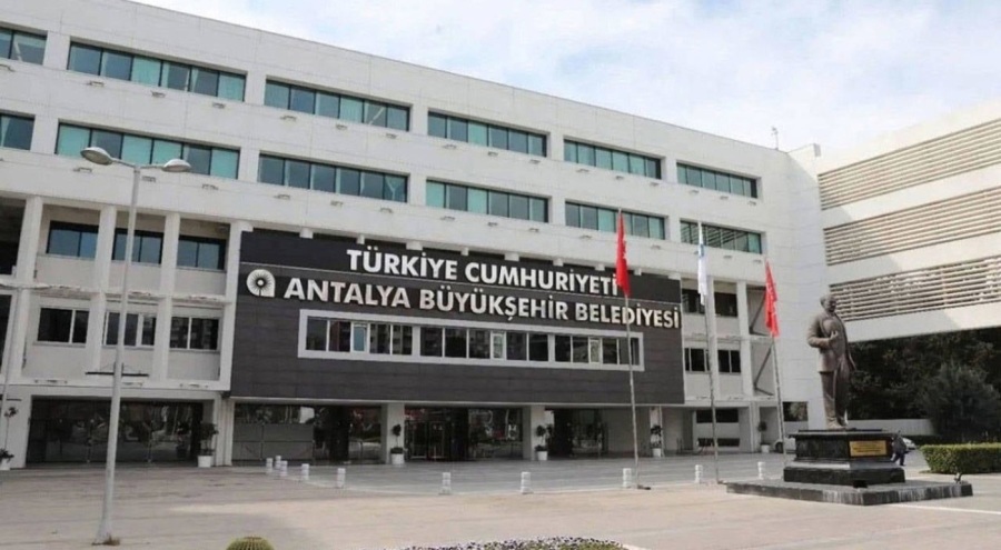 Antalya Büyükşehir Belediyesi'ne bir operasyon daha: 8 kişi gözaltına alındı