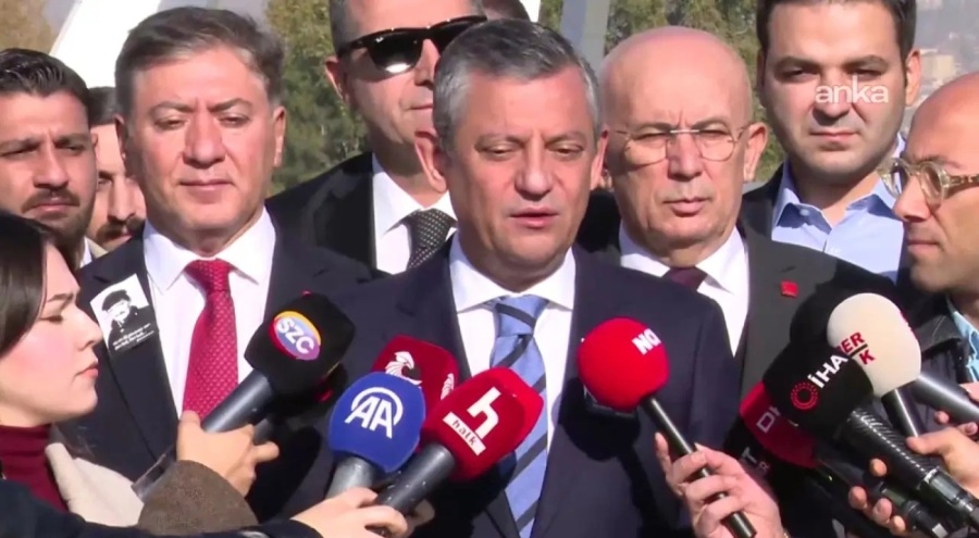 Özgür Özel: Dilek İmamoğlu'nun pasaportunu iptal etmişler