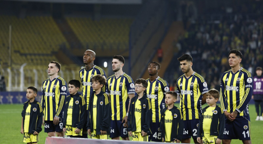 Fenerbahçe'nin kamp kadrosu belli oldu