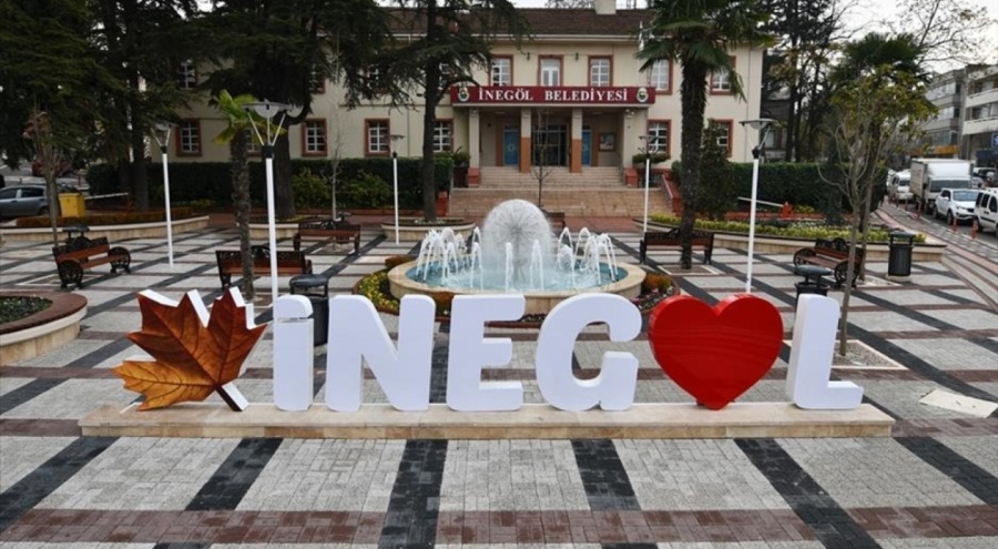 İnegöl Belediyesi'nden Öğretmenler Günü için kampanya