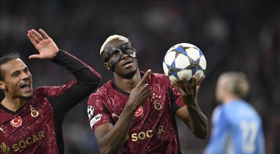 Osimhen, Şampiyonlar Ligi'nde haftanın 11'ine seçildi