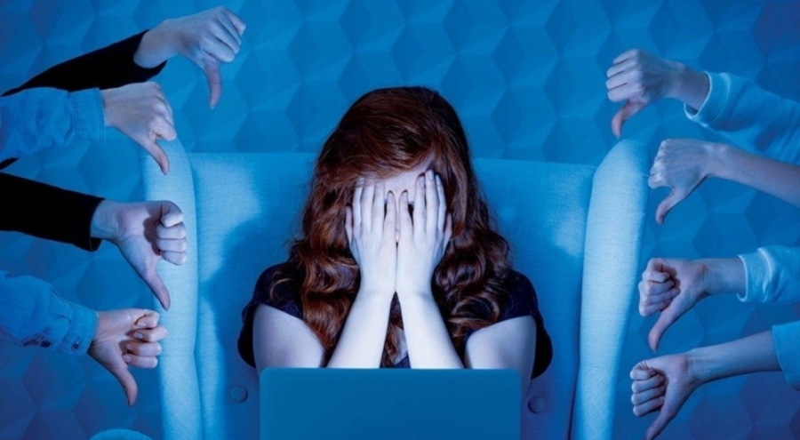 Uzmanlar uyardı: Sosyal medya yetersizlik hissi yaratıyor