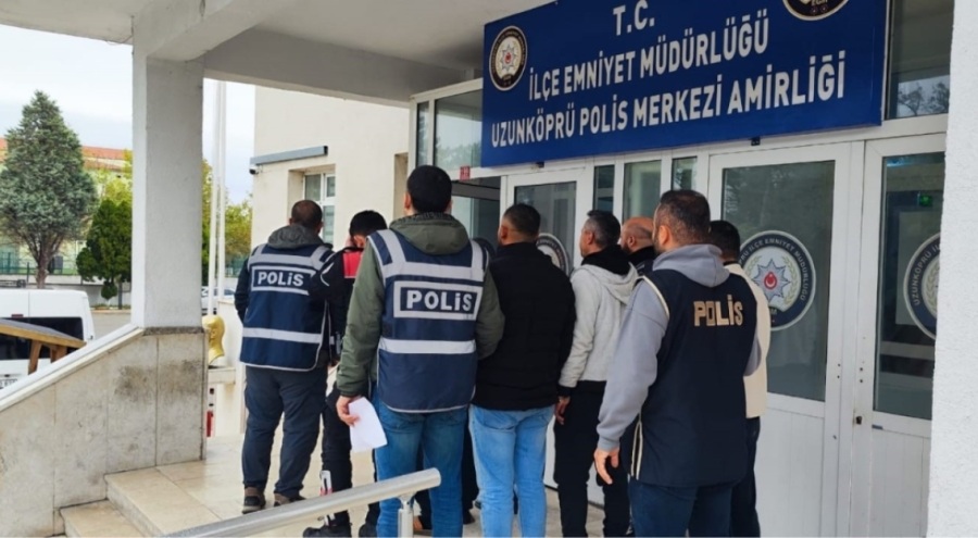 Edirne'de hapis cezası ile aranan 5 şahıs yakalandı