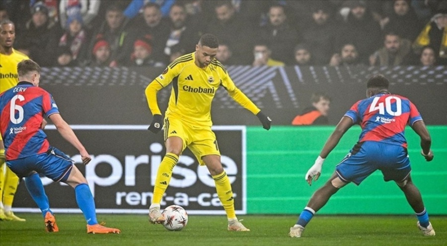 Fenerbahçe, Viktoria Plzen ile 0-0 berabere kaldı