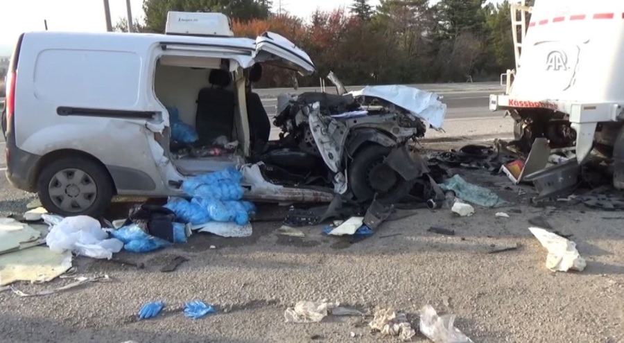 Ankara'da feci kaza! Anne-baba ile 1 yaşındaki bebek hayatını kaybetti