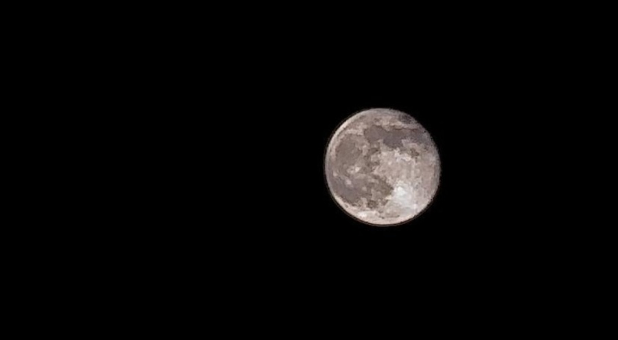 Malatya'da "şişkin ay" görsel şölen yaşattı