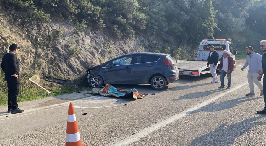 Bursa'da kayalara çarpıp takla atan otomobildekileri emniyet kemeri kurtardı