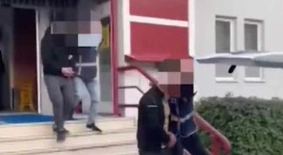 Bursa'da 3 araçtan hırsızlık yapan şüphelilere tutuklama