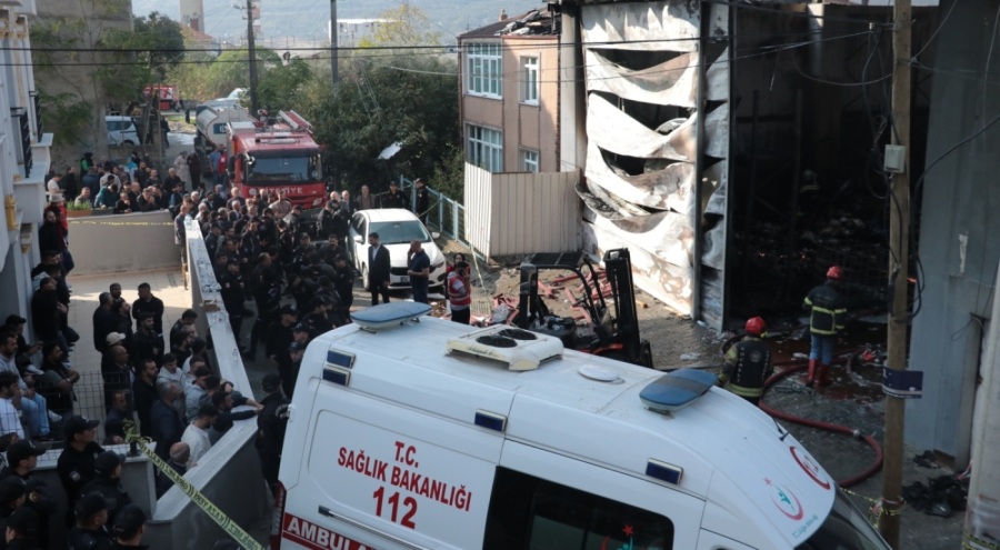Yangında hayatını kaybedenlerin kimlikleri belli oldu: 2'si çocuk!