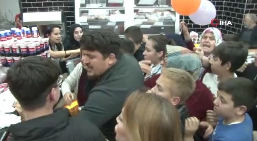 Ankara'da 1 liralık döner kuyruğu