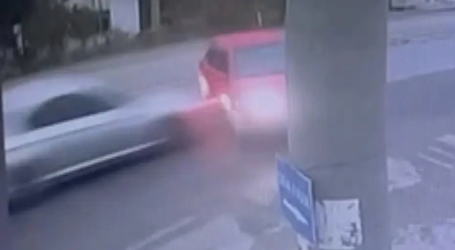 Feci kaza: 2 ölü, 4 yaralı