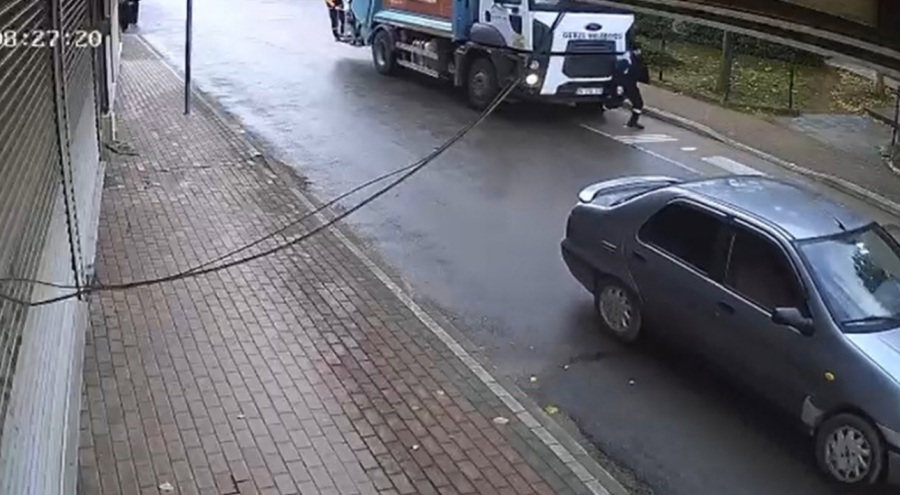 Belediye işçisinin hayatını kaybettiği korkunç kaza kamerada