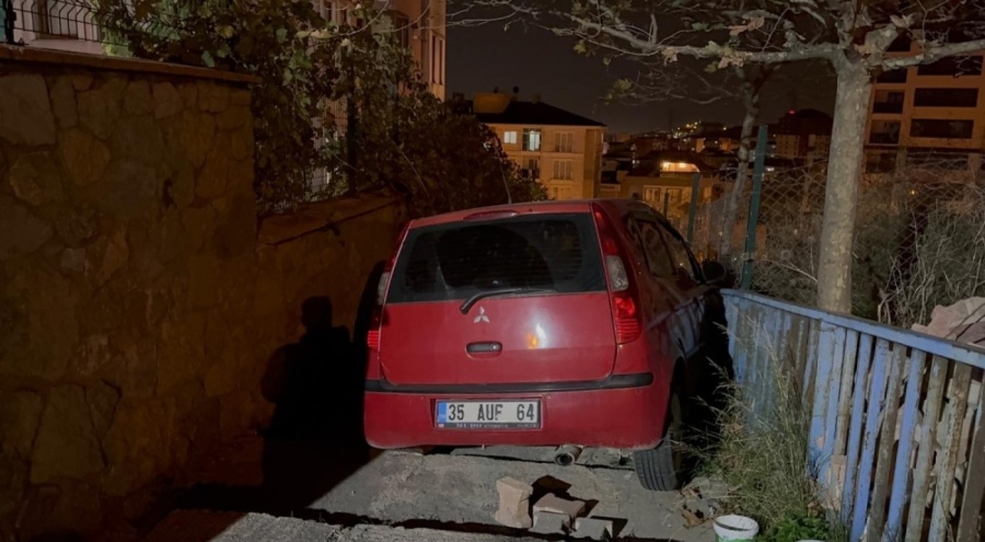 İstanbul'da alkollü sürücü çıkmaz sokakta kaza yaptı