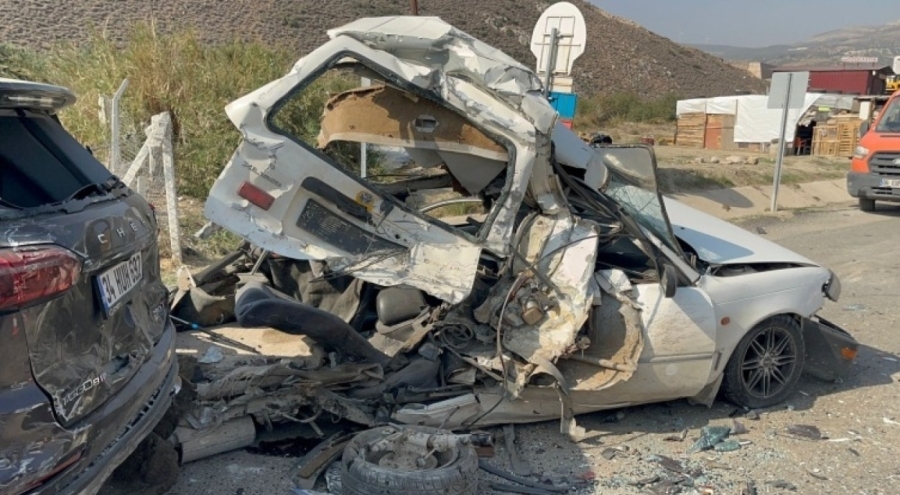 Hatay'da kamyon dehşeti: 6 araca çarptı, yaralılar var