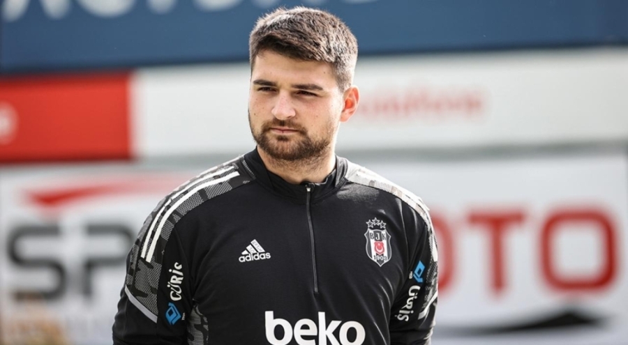 Beşiktaş kalecisi Ersin Destanoğlu: "Hakkımda ortaya atılan bu iddialar dayanaksız ve gerçeğe aykırıdır"