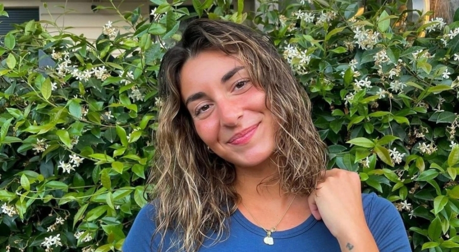 Milli yüzücü Gizem Güvenç'ten gümüş madalya