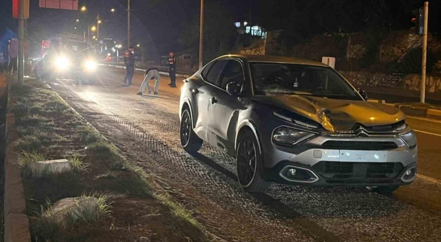Muğla'da otomobilin çarptığı çocuk yaralandı
