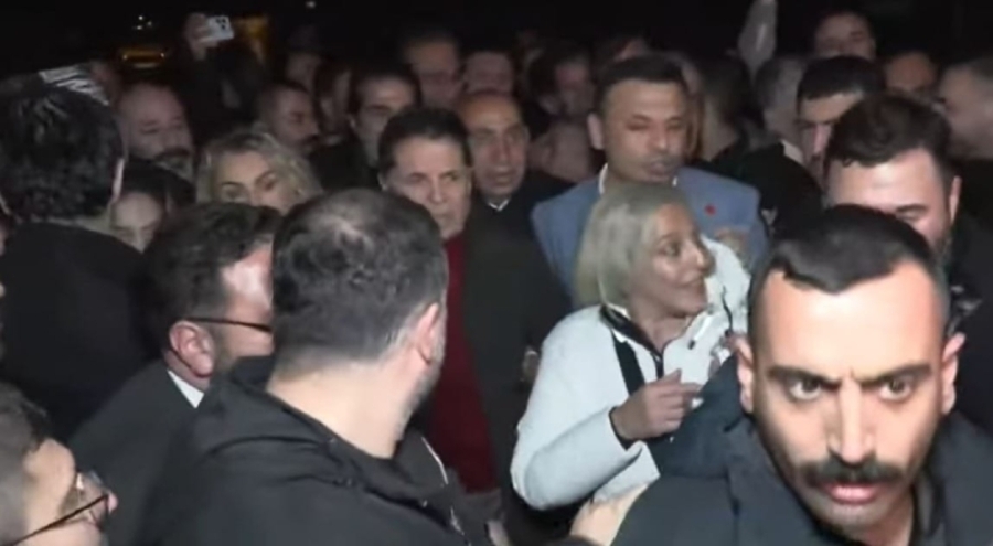 Ahmet Özer tahliye edildi!