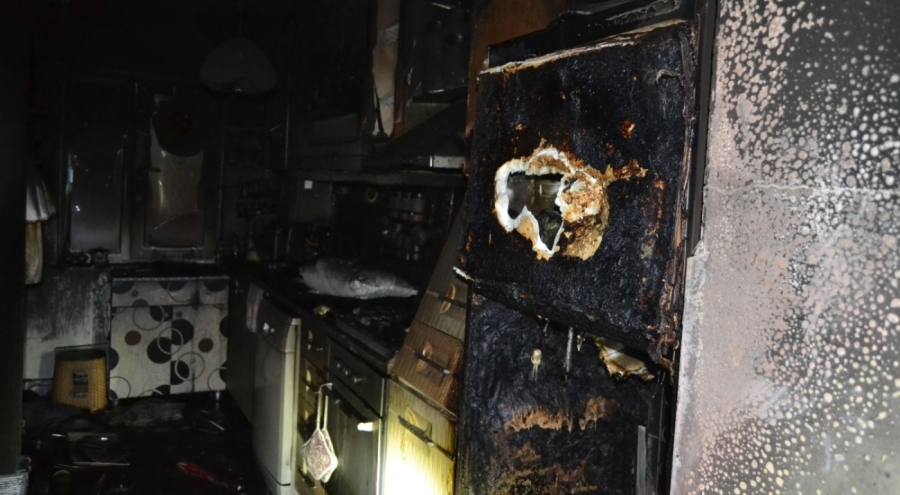 Bursa'da aynı apartmanda 5. kez yangın çıktı