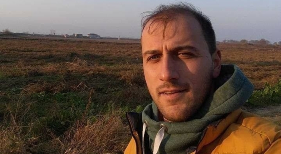 Bursa'da 3 çocuk babası adam halı sahada kalbine yenildi!