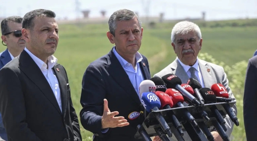 İBB iddianamesi sonrası ilk hamle:  Özel, Silivri'de İmamoğlu'nu ziyaret ediyor