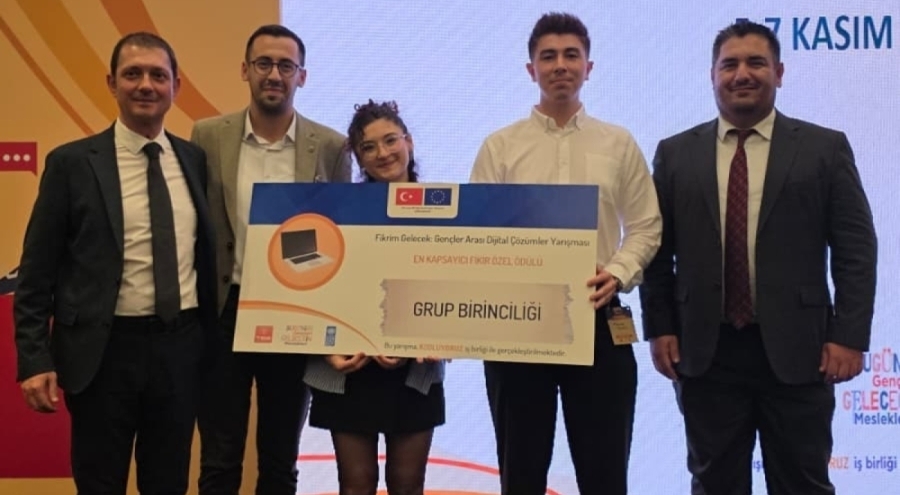 Bursalı gençlerin dijital projesine ödül