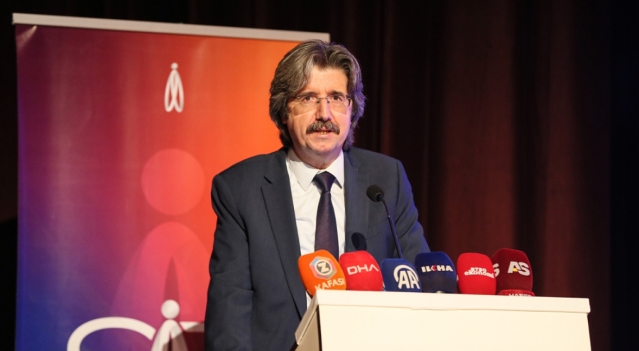 Bursa'da "Sürdürülebilirlik ve İnsan Zirvesi" başladı