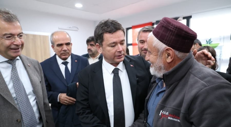 Osmangazi Belediye Başkanı Erkan Aydın Mehmet Akif Mahallesi sakinleriyle buluştu