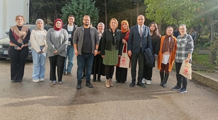 Bursa'da Aile Yılı etkinlikleri kapsamında yüksek lisans öğrencileriyle buluşuldu